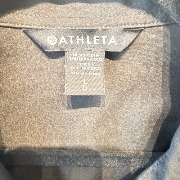Athleta Cropped Stretch Tech Top in Black - Picture 4 of 7